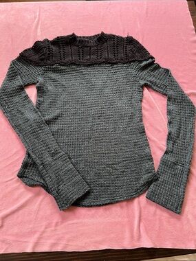 Grey Knit Long-Sleeve Sweater with Black Yoke